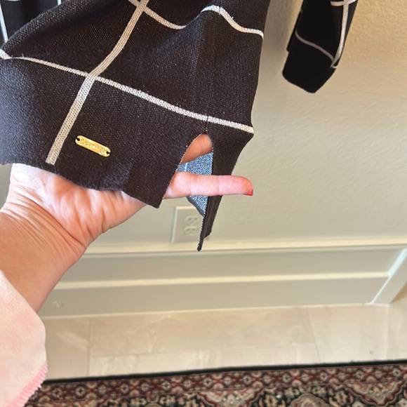 Calvin Klein Cowl Neck Windowpane Sweater Black SIZE XL SOFT AND COMFY! - Picture 3 of 10